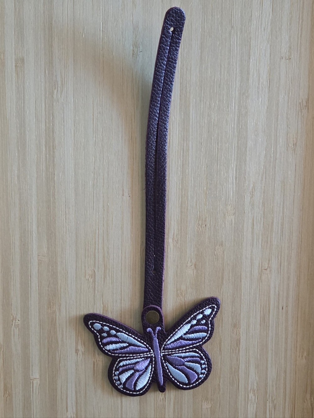 Portland Leather Monarca Butterfly Bag Charm Tassel in Plum - Picture 2 of 5